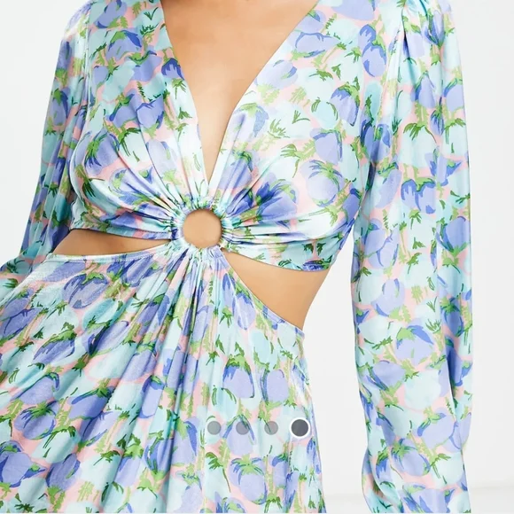 Topshop floral mini dress (Size 8) - Picture 3 of 7